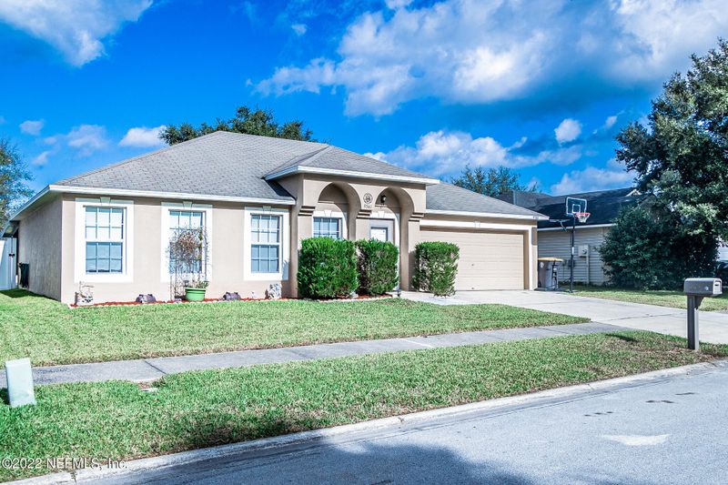 9361 Lockheed Ln, Jacksonville, FL 32221