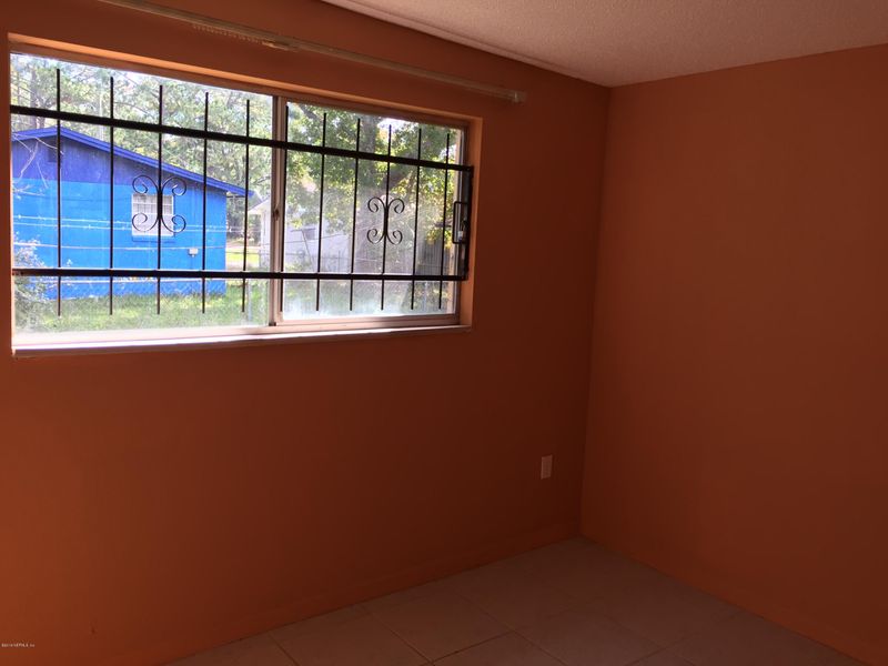 9369 Gilchrist Ct, Jacksonville, FL 32219