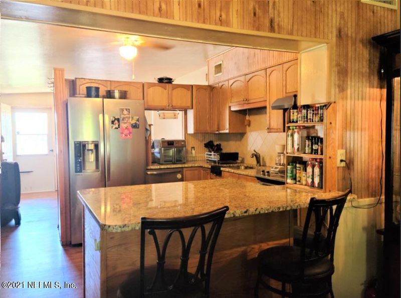 937 De Paul Dr, Jacksonville, FL 32218