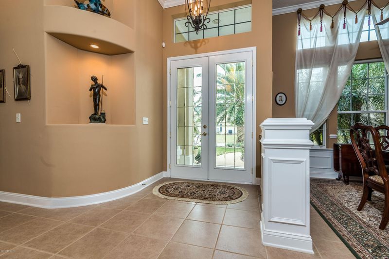 940 Oxford Dr, St Augustine, FL 32084