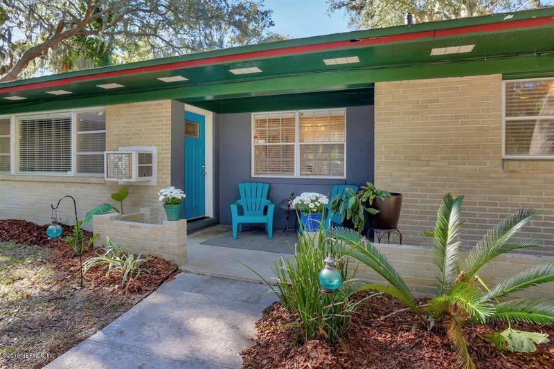 940 Penman Rd, Neptune Beach, FL 32266