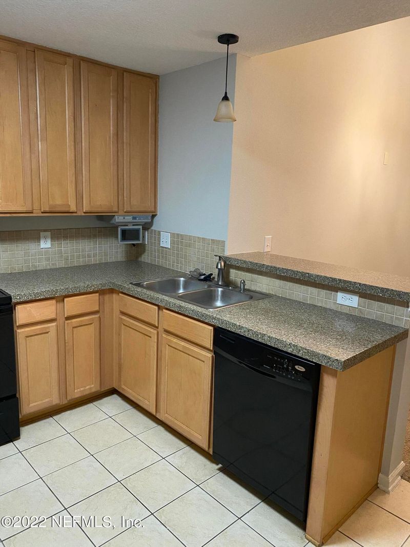 9400 Underwing Way #5, Jacksonville, FL 32257