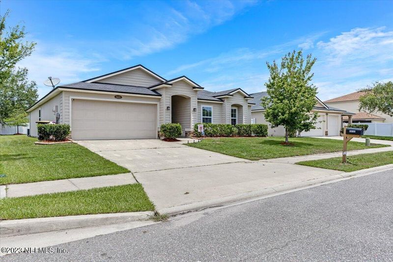 9415 Wordsmith Way, Jacksonville, FL 32222