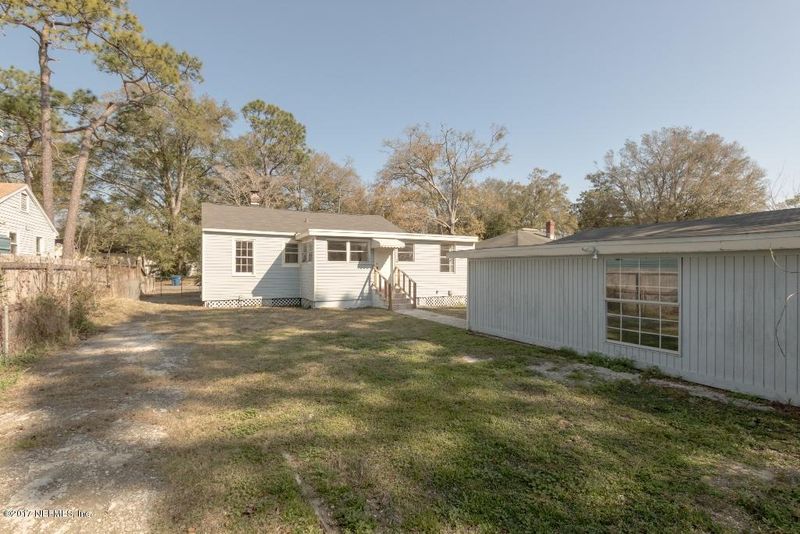 944 Brandywine St, Jacksonville, FL 32208