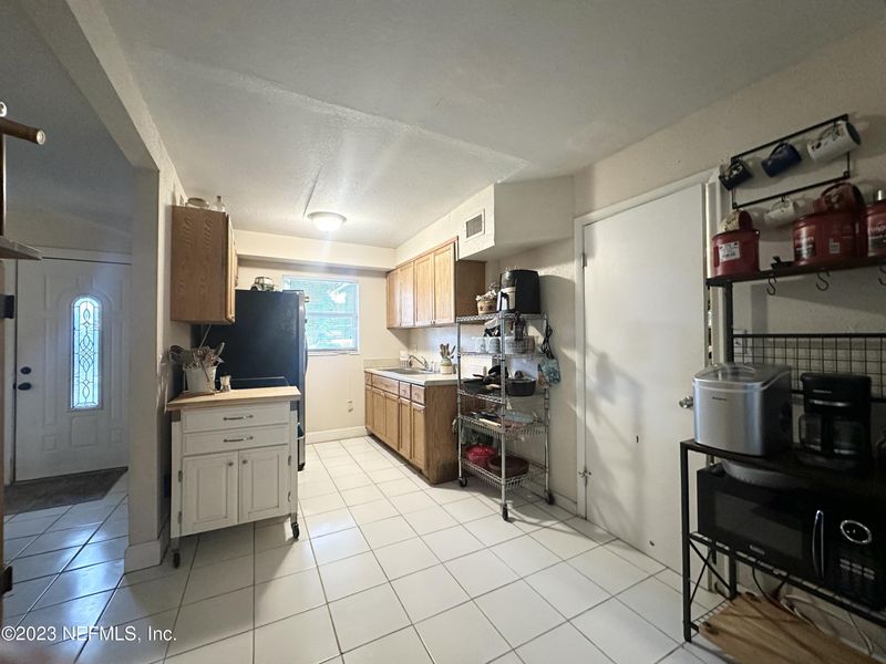 9452 Flechette Ave, Jacksonville, FL 32208
