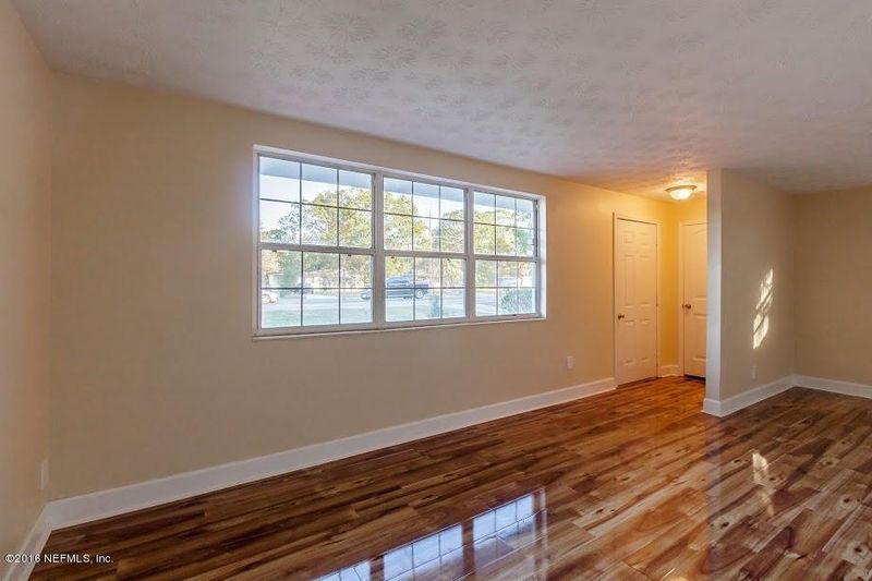9454 Sibbald Rd, Jacksonville, FL 32208