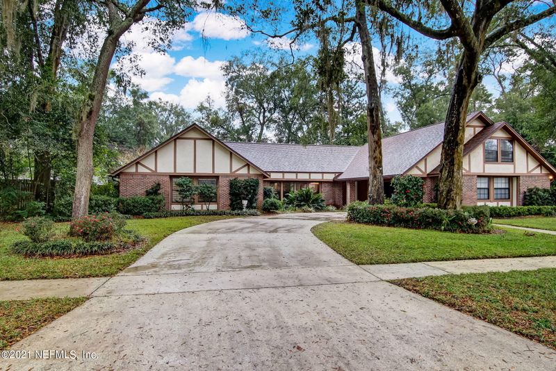9460 Wexford Rd, Jacksonville, FL 32257