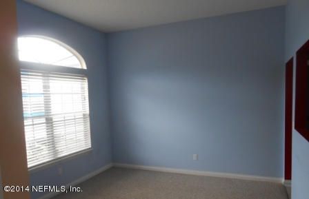 9472 Staplehurst Dr, Jacksonville, FL 32244