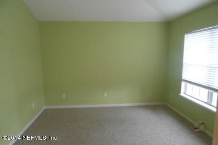 9472 Staplehurst Dr, Jacksonville, FL 32244