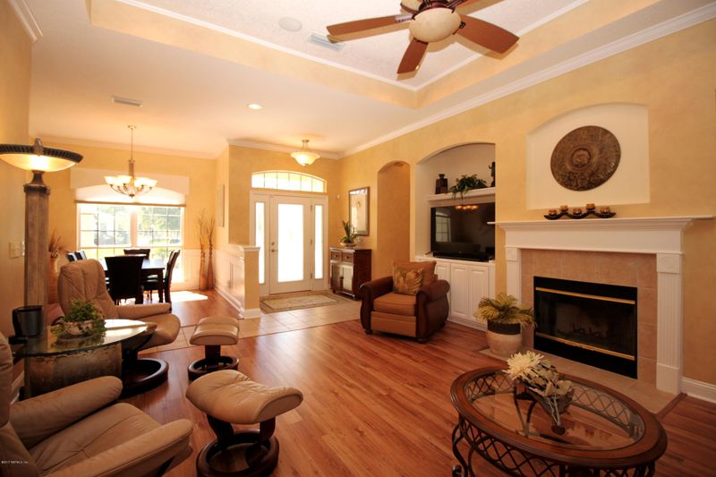 948 Oxford Dr, St Augustine, FL 32084