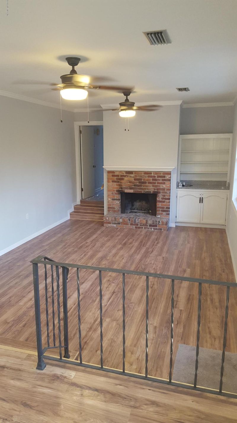 948 Parkridge Cir W, Jacksonville, FL 32211