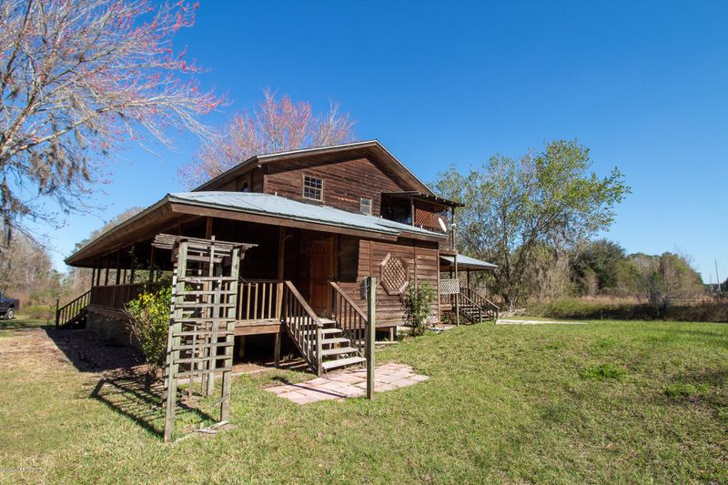 9526 SW 136th St, Starke, FL 32091