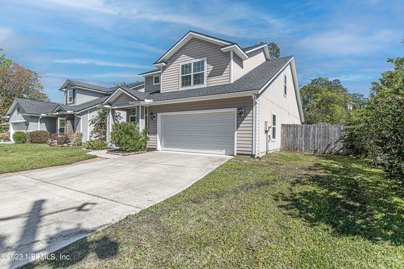 953 Floyd St, Fleming Island, FL 32003