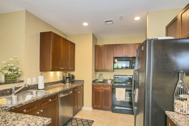 955 Registry Blvd #327, St Augustine, FL 32092