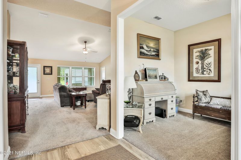 9551 Garden St, Jacksonville, FL 32219