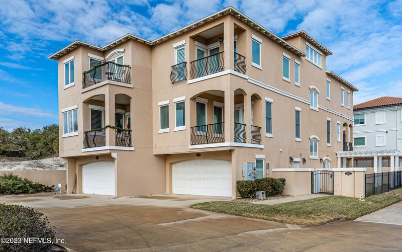 95575 Burney Rd, Fernandina Beach, FL 32034