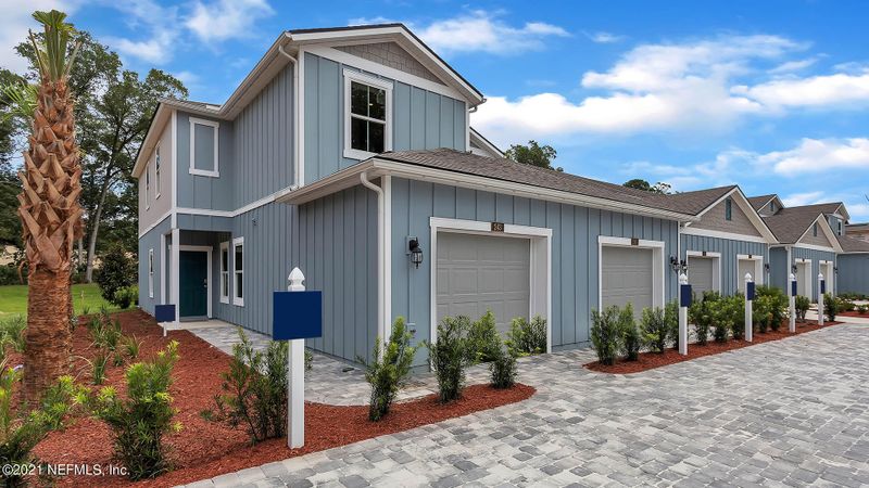9576 Star Dr, Jacksonville, FL 32256