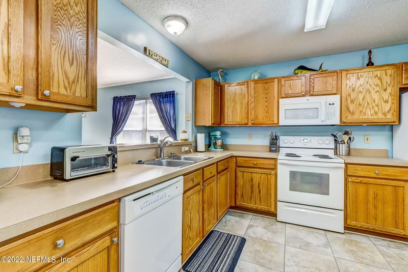 96020 Coral Reef Rd, Yulee, FL 32097