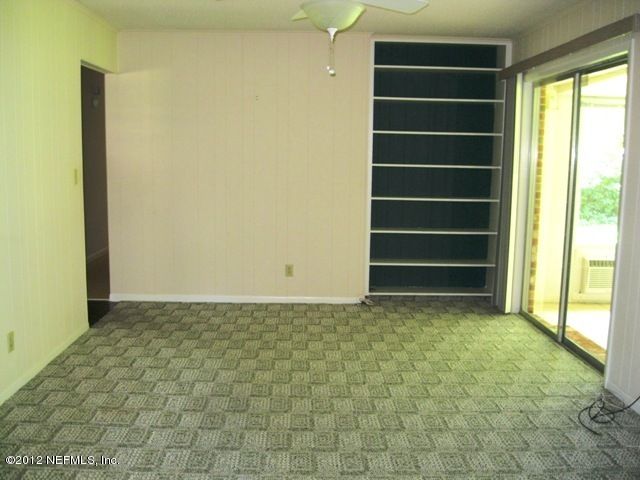 962 Fruitwood Dr, St Johns, FL 32259