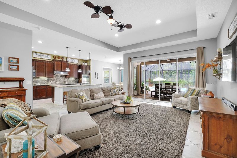 963 Autumn Pines Dr, Orange Park, FL 32065