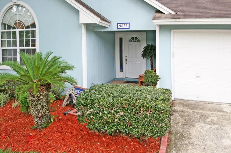 9634 Pritmore Rd E, Jacksonville, FL 32257