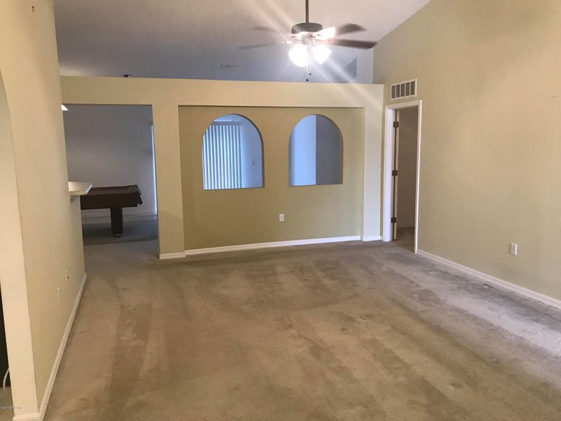 9634 Watershed Dr E, Jacksonville, FL 32220