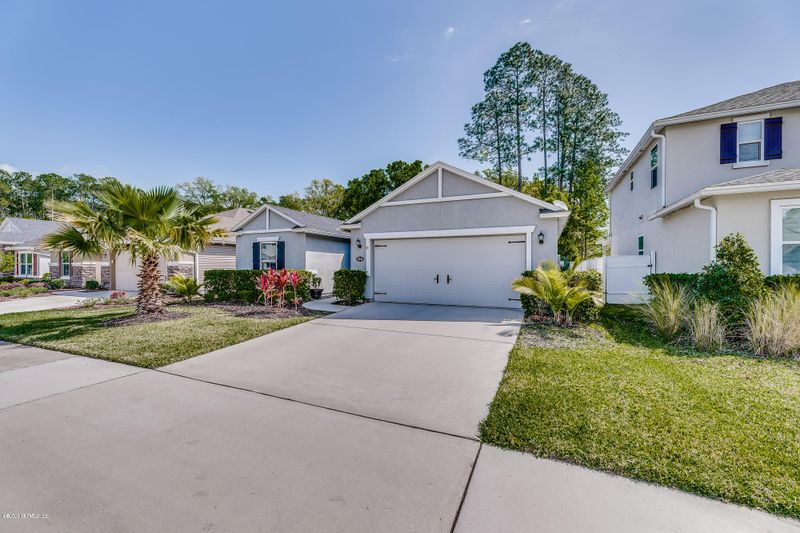 9646 Abby Glen Cir, Jacksonville, FL 32257