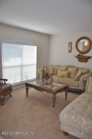 965 Fox Chapel Ln, Jacksonville, FL 32221