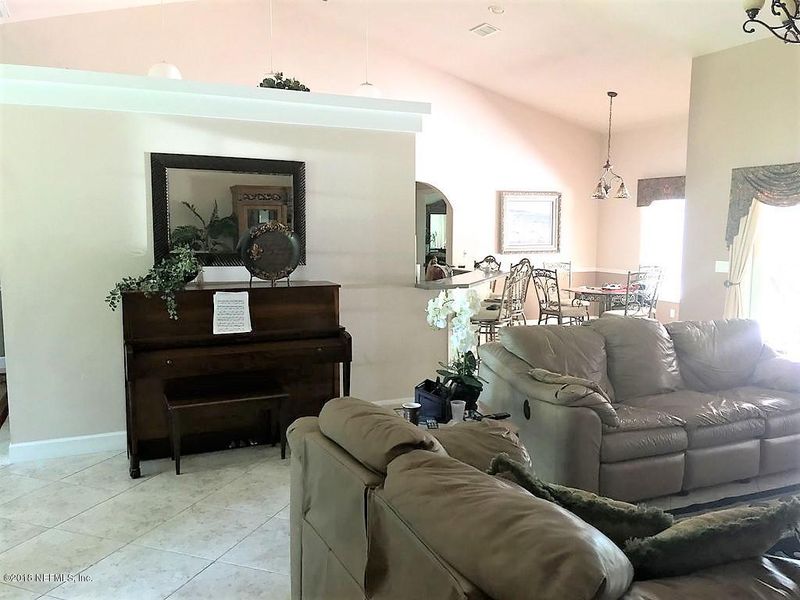 965 Highland Ave, Keystone Heights, FL 32656