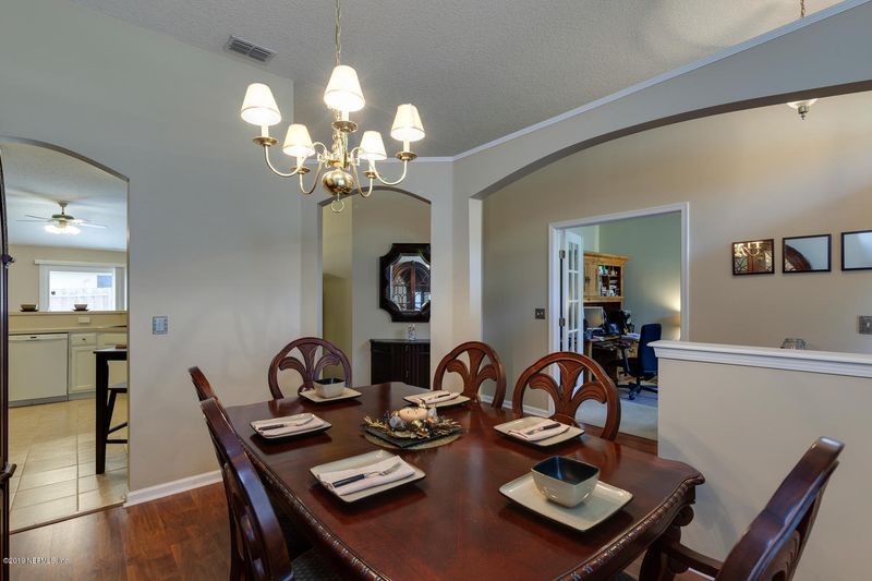 9657 Pritmore Rd E, Jacksonville, FL 32257