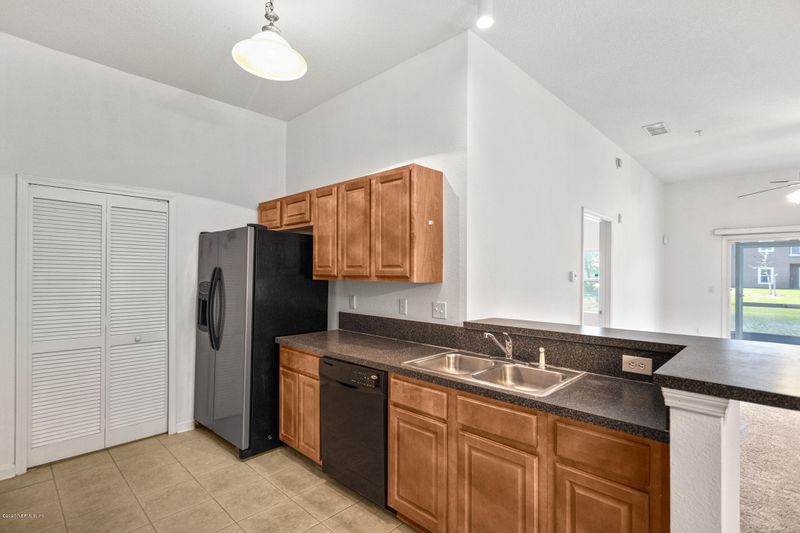 9670 Amarante Cir #6, Jacksonville, FL 32257