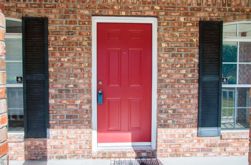 9679 Cedar Ridge Dr E, Jacksonville, FL 32221