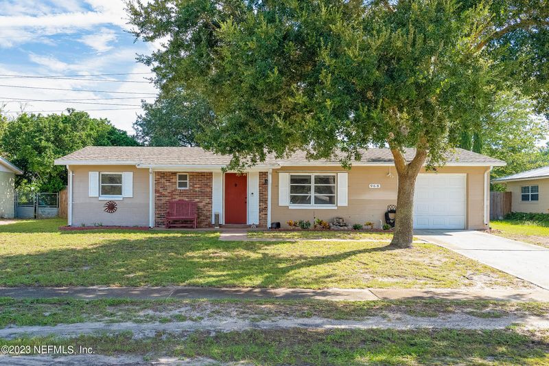 968 Manati Ave, St Augustine, FL 32086