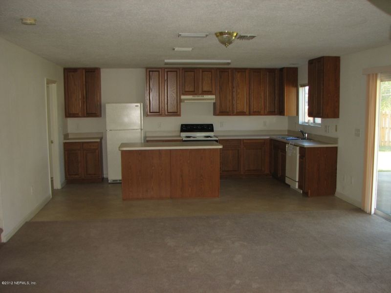 9695 Mayville Dr S, Jacksonville, FL 32222