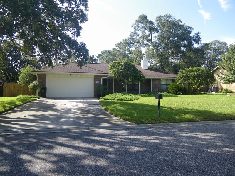 970 Sandstone Dr, Orange Park, FL 32065