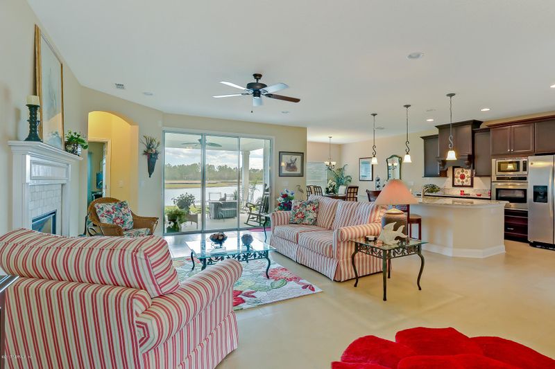 97025 Harbor Concourse Cir, Fernandina Beach, FL 32034
