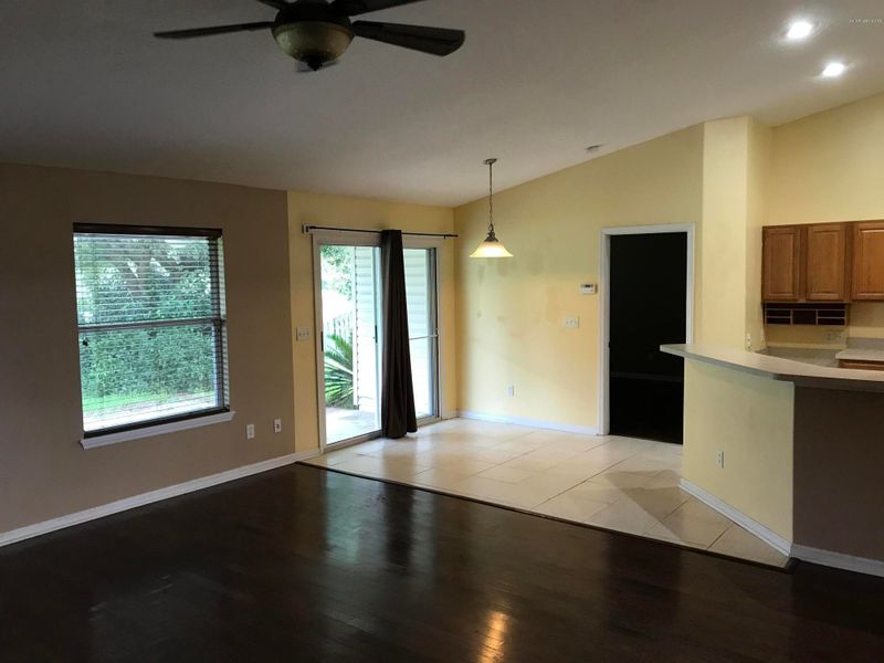 9720 Cedar Ridge Dr W, Jacksonville, FL 32221