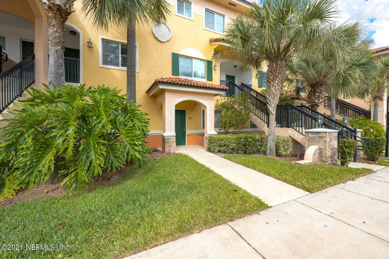 9745 Touchton Rd #2402, Jacksonville, FL 32246