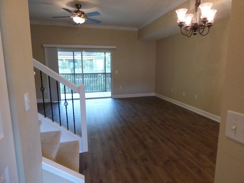 9745 Touchton Rd #425, Jacksonville, FL 32246