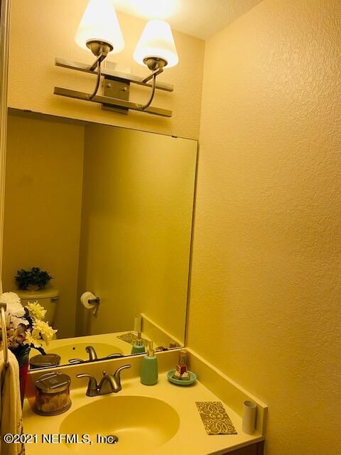 9745 Touchton Rd #724, Jacksonville, FL 32246