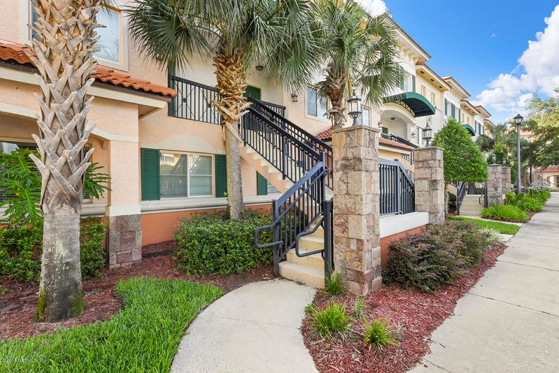 9745 Touchton Rd #922, Jacksonville, FL 32246