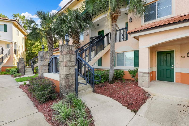 9745 Touchton Rd #922, Jacksonville, FL 32246