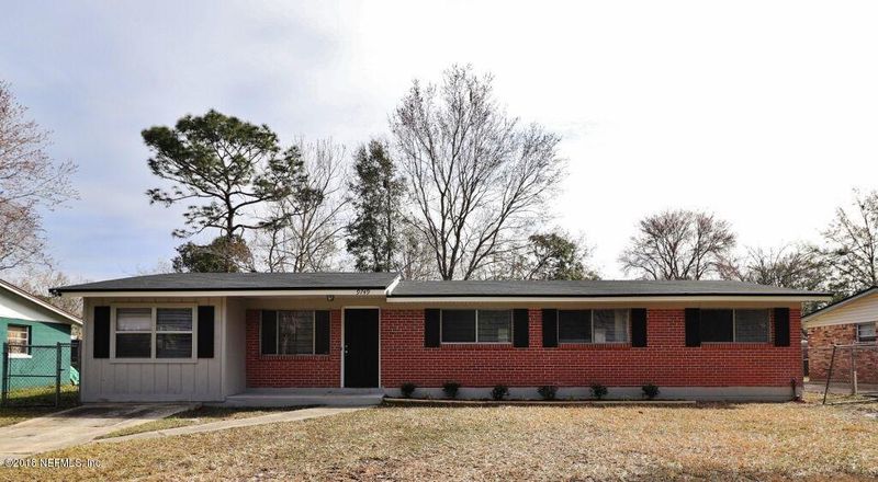 9749 Sibbald Access Rd, Jacksonville, FL 32208