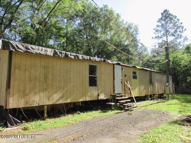 975 Martin Luther King Jr Dr, Baldwin, FL 32234