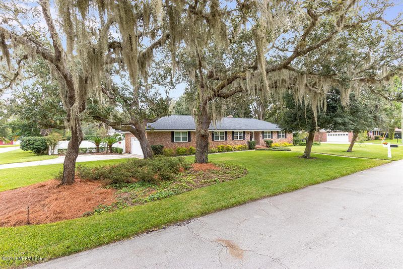 9751 Brightwood Rd, Jacksonville, FL 32257