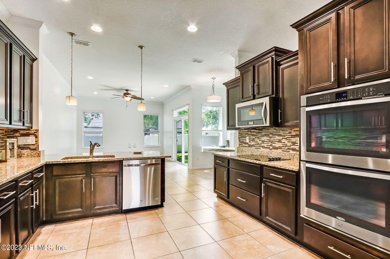 97515 Bluff View Cir, Yulee, FL 32097