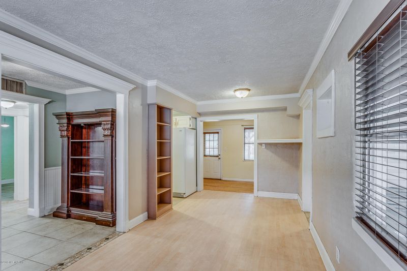 9777 Hogan Rd, Jacksonville, FL 32246