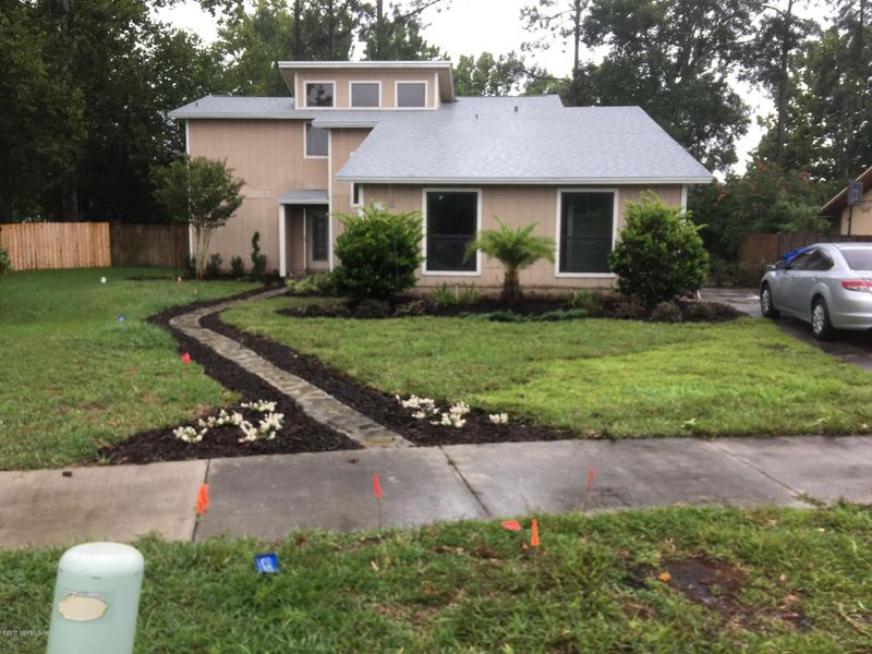 9795 Sharing Cross Dr, Jacksonville, FL 32257