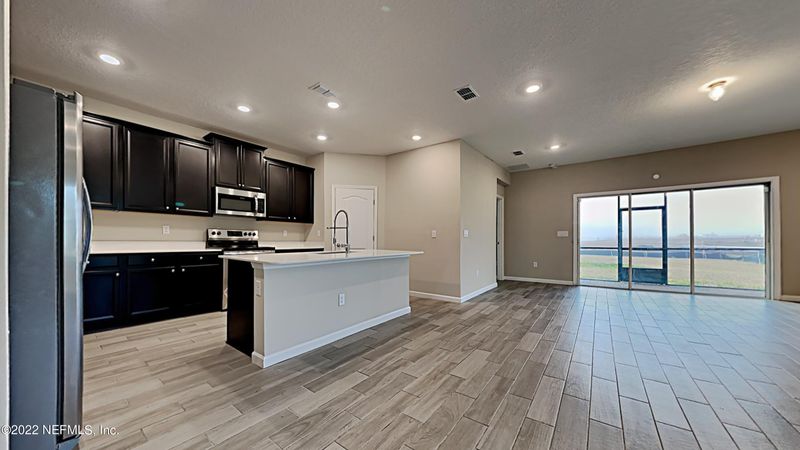 9796 Cilantro Dr, Jacksonville, FL 32219