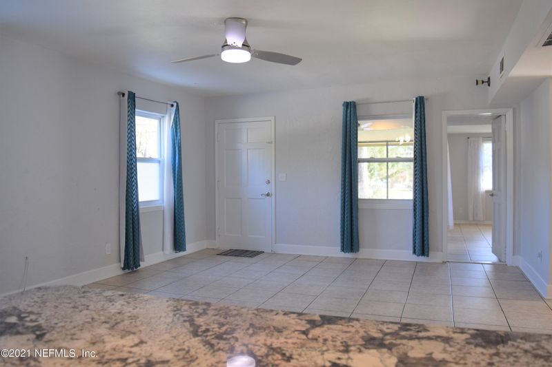 9797 Hogan Rd, Jacksonville, FL 32246